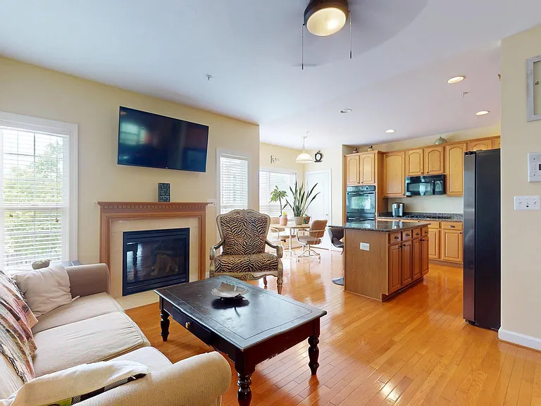 14205 Lusby Ridge Rd — Photo 16