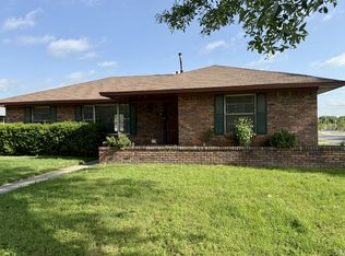 1402 Linden Dr, Denton, TX 76201