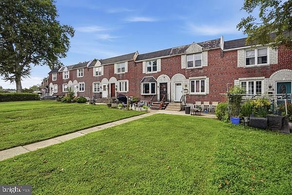 1st image of 1118 Tremont Dr