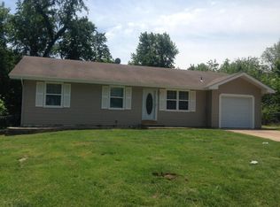 3236 W College St, Springfield, MO 65802