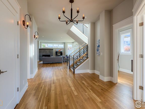 5th image of 2300 Glacier Ct