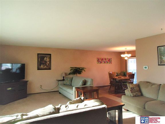 4th image of 1119 Eastridge Dr
