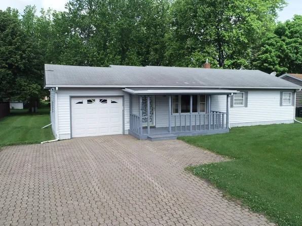 114 10th Ave SE, Elbow Lake, MN 56531