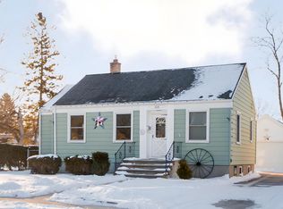 1013 28th St, Two Rivers, WI 54241