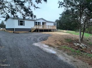 395 Moores Chapel Rd, Bean Station, TN 37708