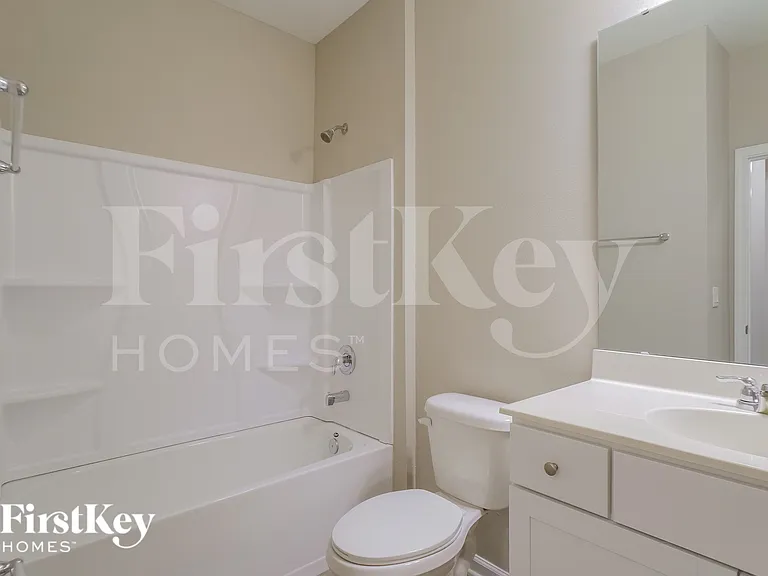 486 Grand Landings Pkwy — Photo 14