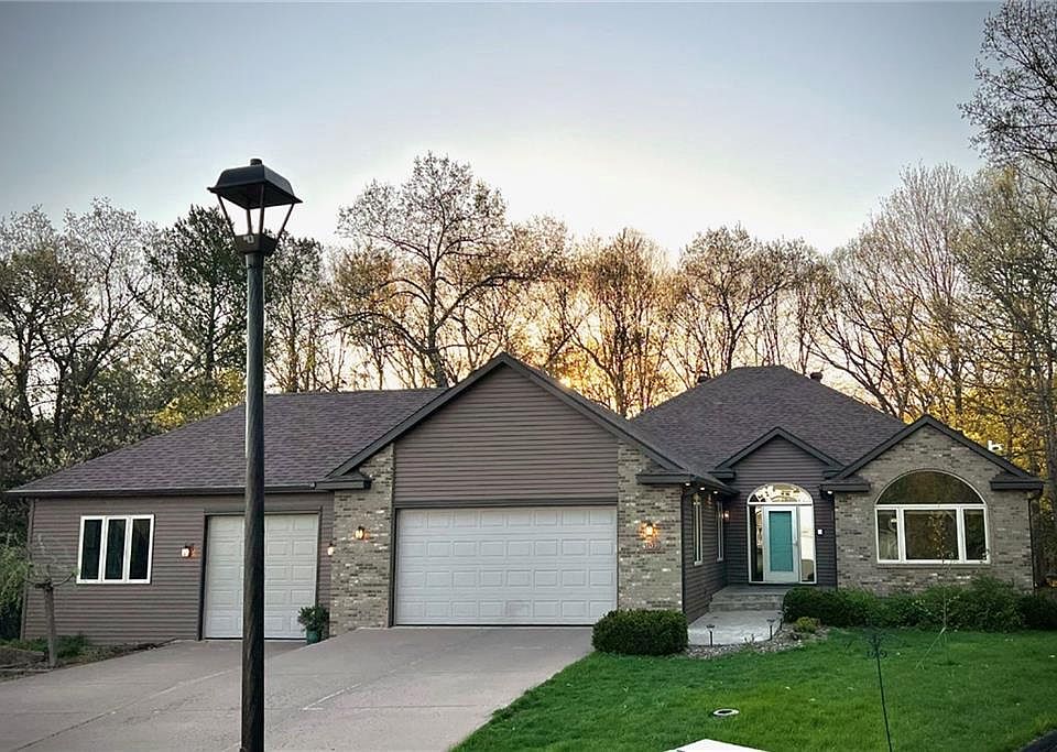 4109 Kent Ct, Eau Claire, WI 54701 Zillow