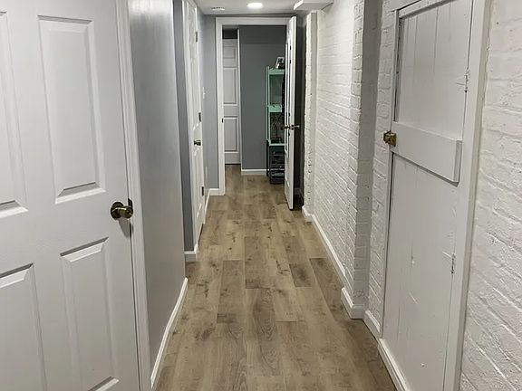 3rd image of 440 N May St #E