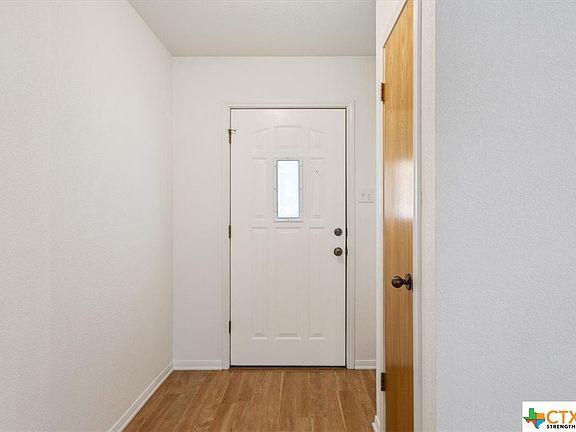 5th image of 702 W Jayme St