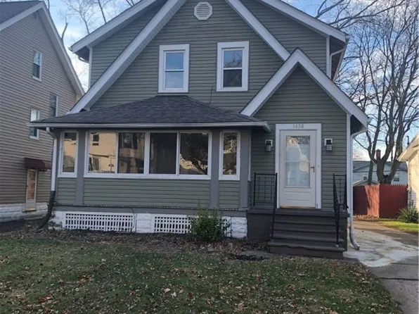 1438 Redwood Ave, Akron, OH 44301