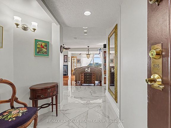 3rd image of 545 Saint Laurent Blvd #805