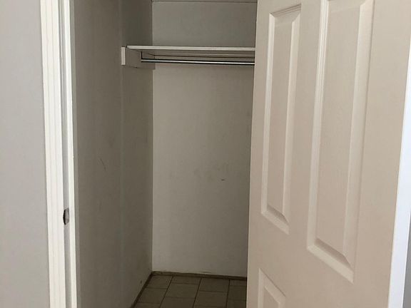2nd image of 3403 SE 11th Ave