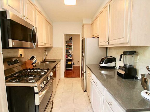 5th image of 142-14 26th Ave #4H