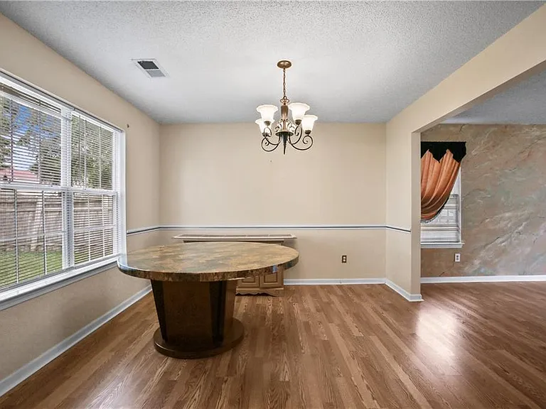 2224 Eagles Nest Cir — Photo 12