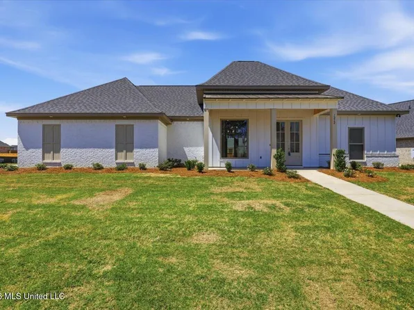1212 Old Court Xing, Flowood, MS 39232