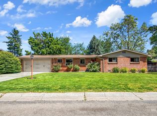 5910 W Flamingo Dr, Boise, ID 83704