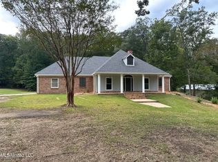 2239 Almar Rd, Florence, MS 39073