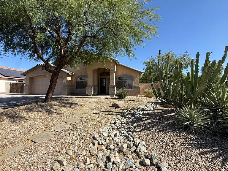 9587 W Seldon Ln — Photo 35