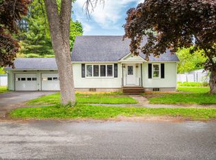 10 McLaughlin St, Bangor, ME 04401