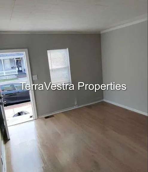 411 Market St — Photo 6