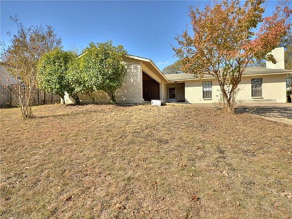 5th image of 11102 Brushy Glen Dr
