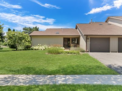 826 Shakespeare Dr #30, Grayslake, IL, 60030
