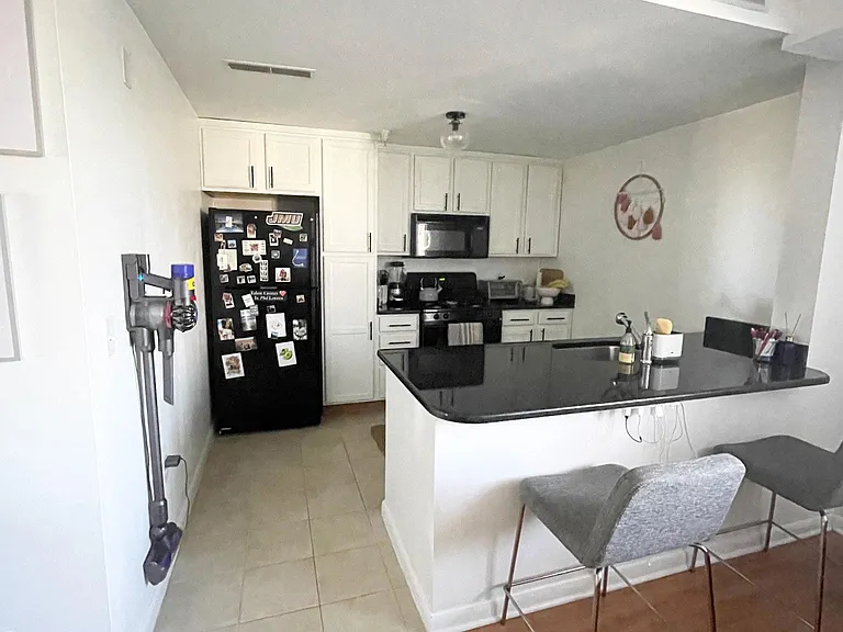 355 I St SW #203 — Photo 17