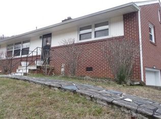 1166 Manville Rd, Gate City, VA 24251