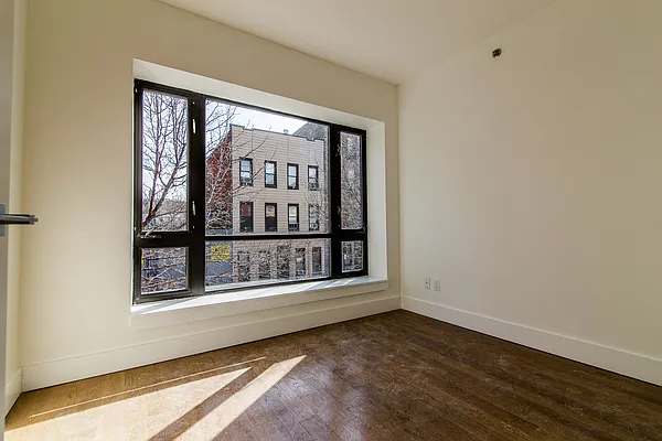 Rented by Nooklyn NYC LLC | media 50