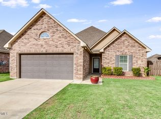 212 Moss Bluff Dr, Lafayette, LA 70507
