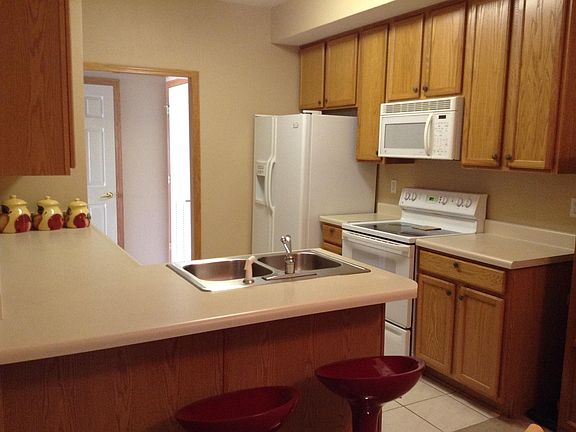 4th image of 2408 NW Ashton Ln Unit 5