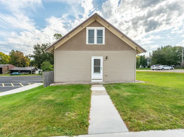 317 S Broadway, Pelican Rapids, MN 56572