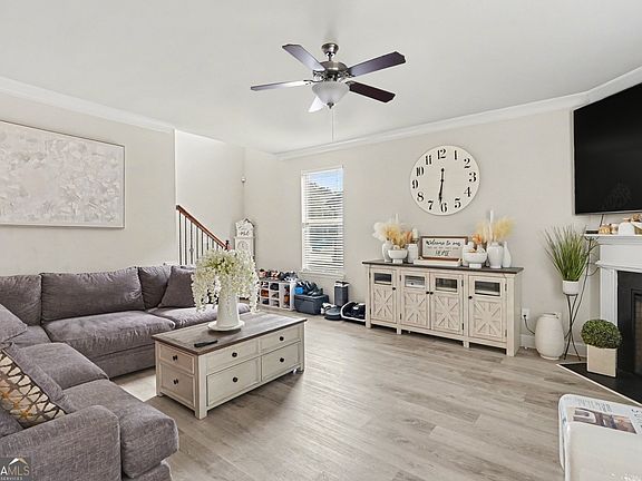 4th image of 1417 Stone Ridge Ct
