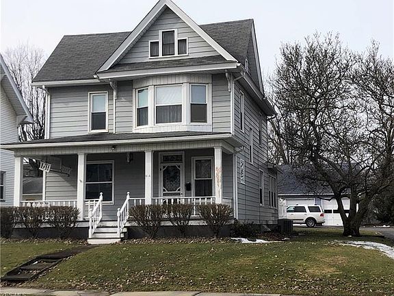 2nd image of 215 N Elm St