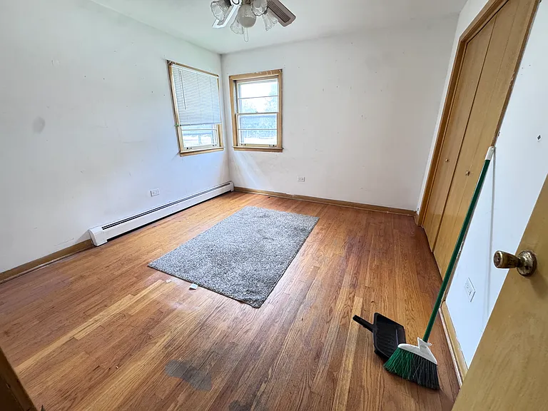 6253 W Devon Ave #1N — Photo 8