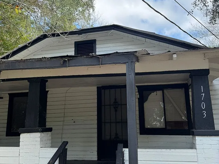 1703 McCarthy Ave — Photo 42