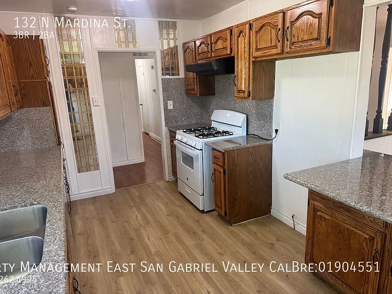 132 N Mardina St — Photo 7