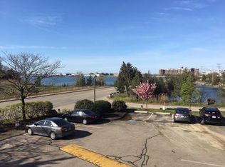 155 George Washington Blvd APT 210, Hull, MA 02045