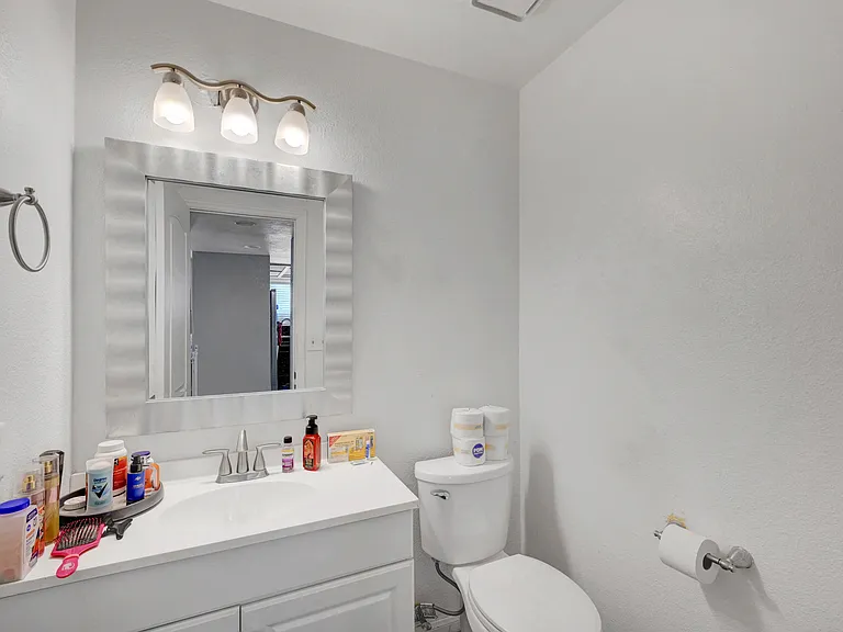 6644 Pepperidge Way — Photo 11