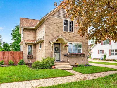 1003 Depot St, Little Chute, WI, 54140