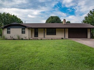 1000 W Elm St, Stilwell, OK 74960