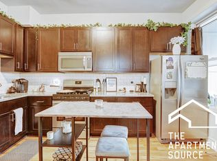 2747 W Augusta Blvd APT 2F, Chicago, IL 60622