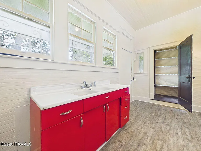 223 General Gardner Ave — Photo 9