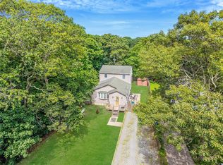 5 Broadway, Shirley, NY 11967