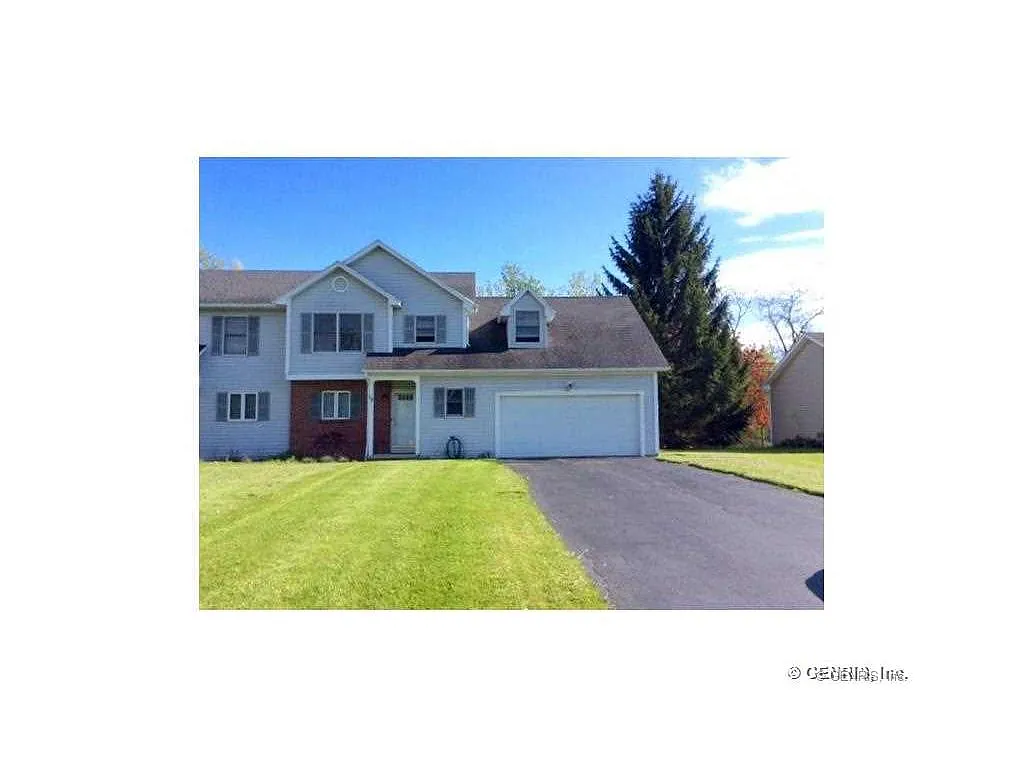 13 Hampton Ln photo 1