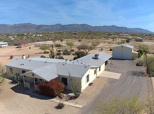 27725 Clydesdale, Congress, AZ 85332