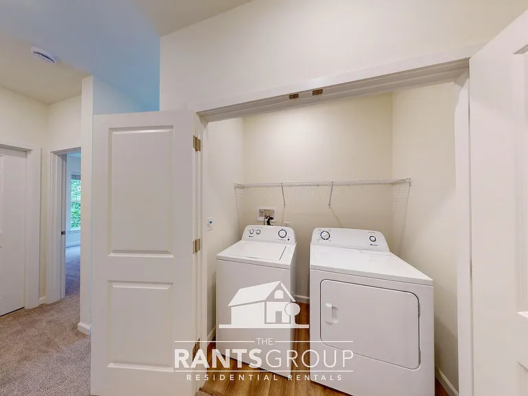 Forest Park Townhomes — Photo 38