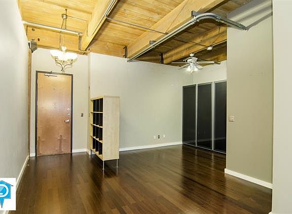 3rd image of 509 Elm St APT 205