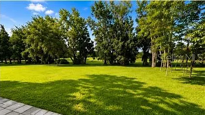 1858 N Prairie Dunes Ct — Photo 18