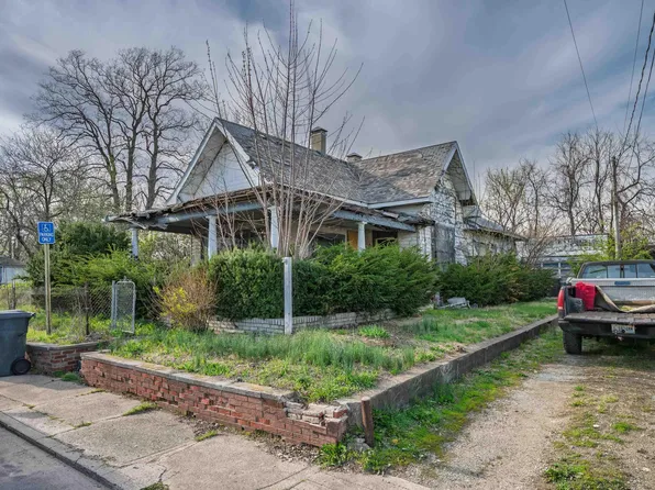 118 W 16th St, Anderson, IN 46016